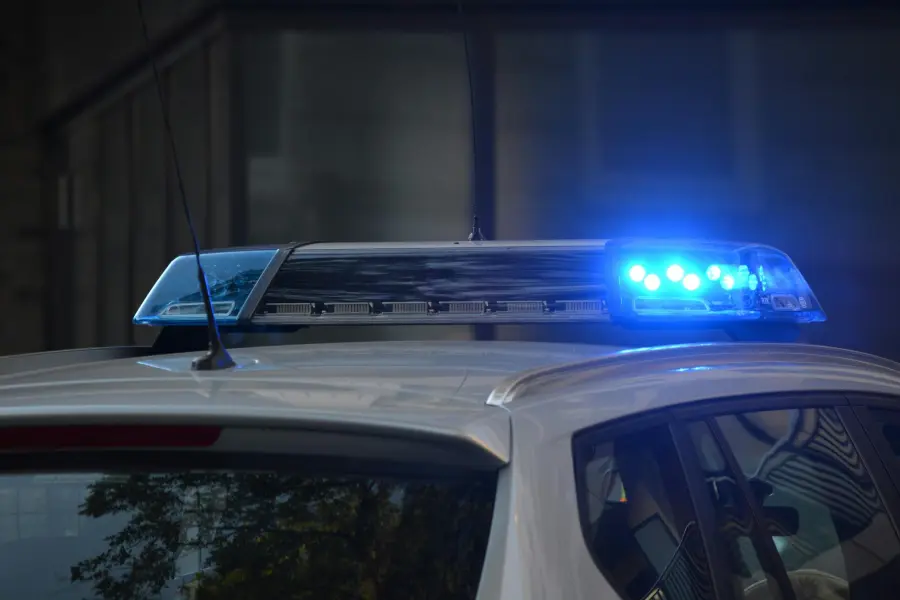 Sassari, fugge tra i vicoli del centro con 25 grammi di eroina: arrestato