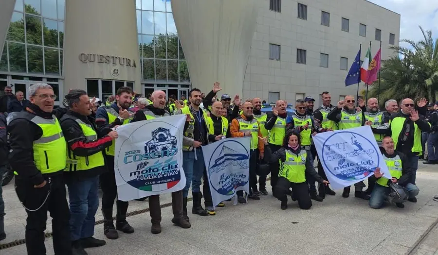 Motoclub Polizia di Stato a Sassari, 150 motociclisti accolti in Questura