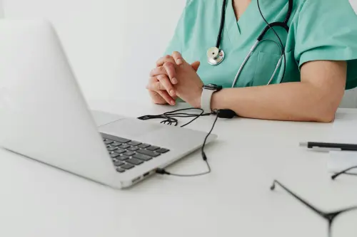 ARES Sardegna cerca specializzandi in Oncologia per la ASL di Nuoro